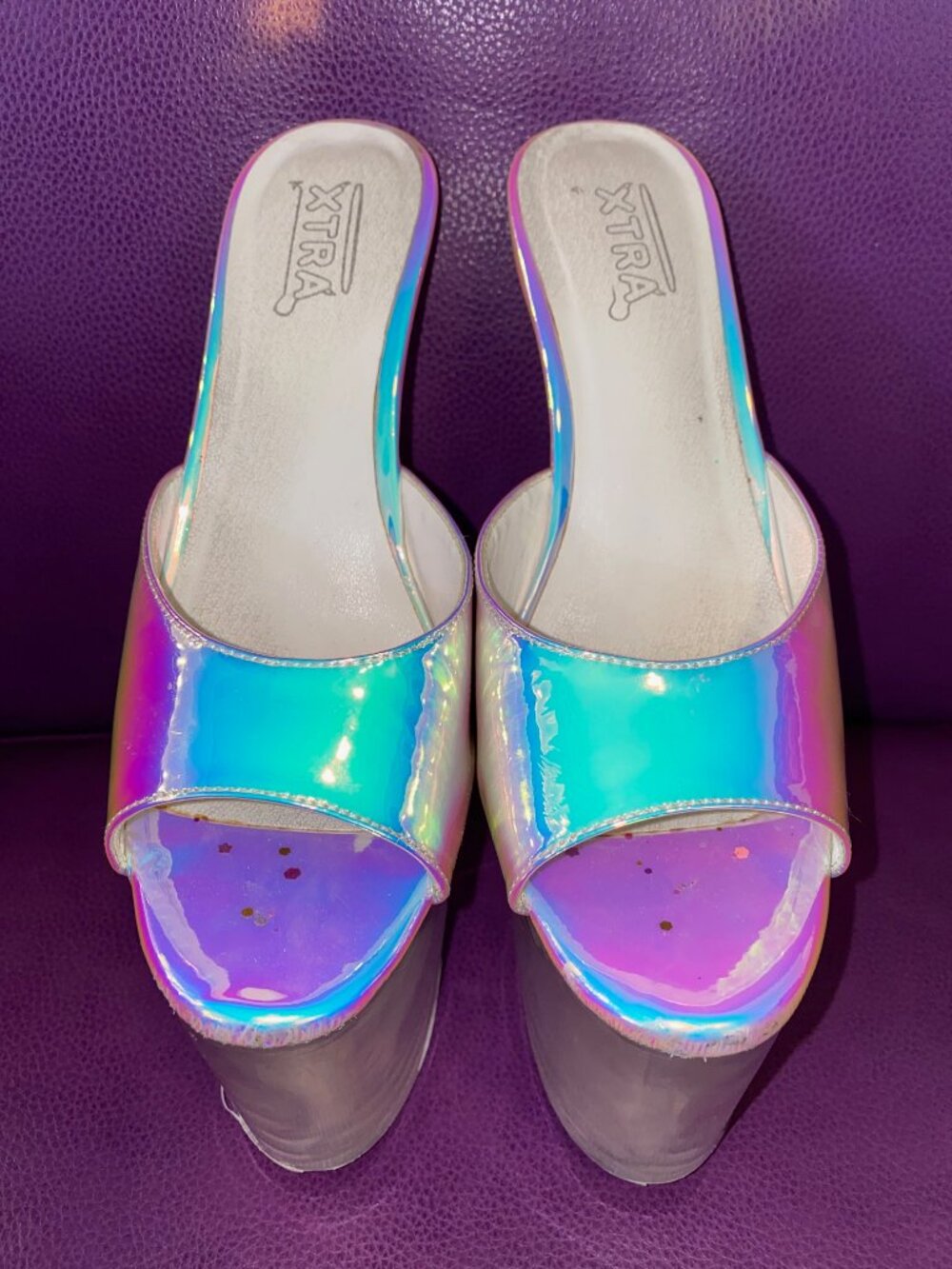 YRU Xtra slip-on Iridescent heels